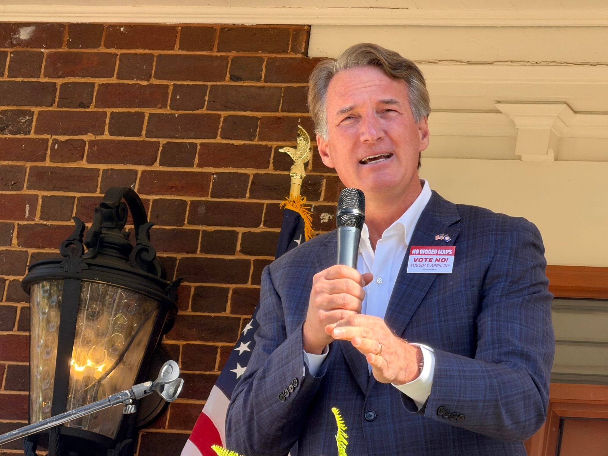 Youngkin returns to campaign trail, calls for court to strike redistricting vote