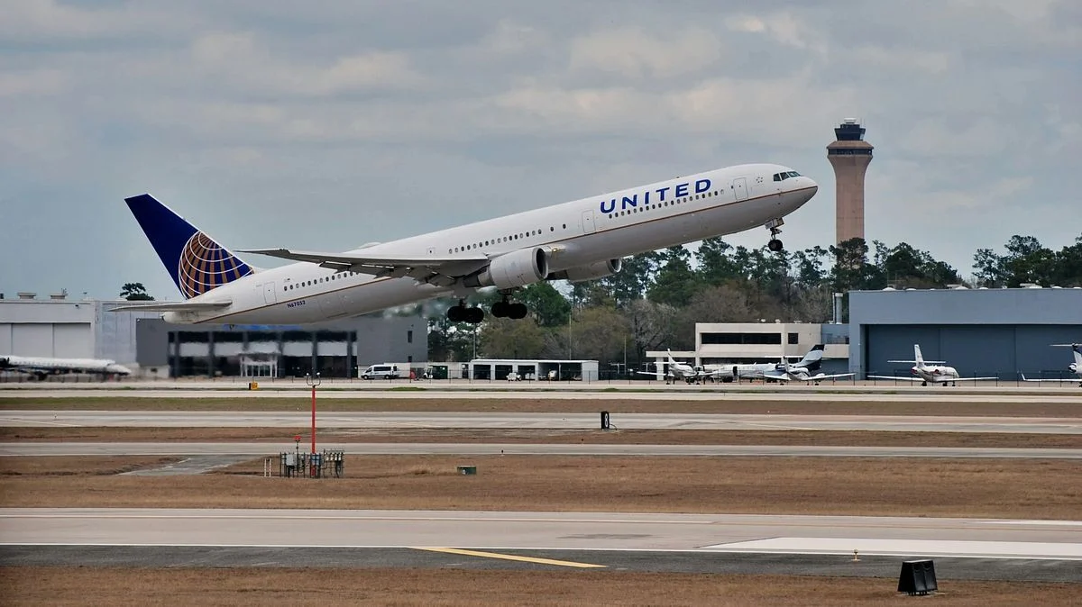 DOT unveils air traffic ‘smart system’ to reduce flight delays