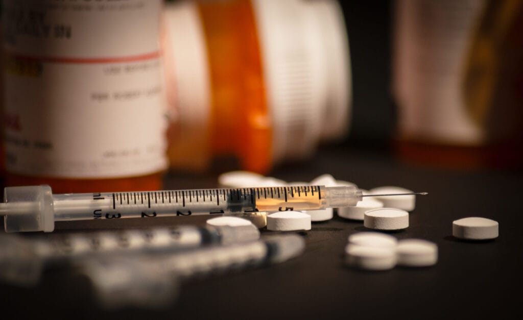 Drug syringe